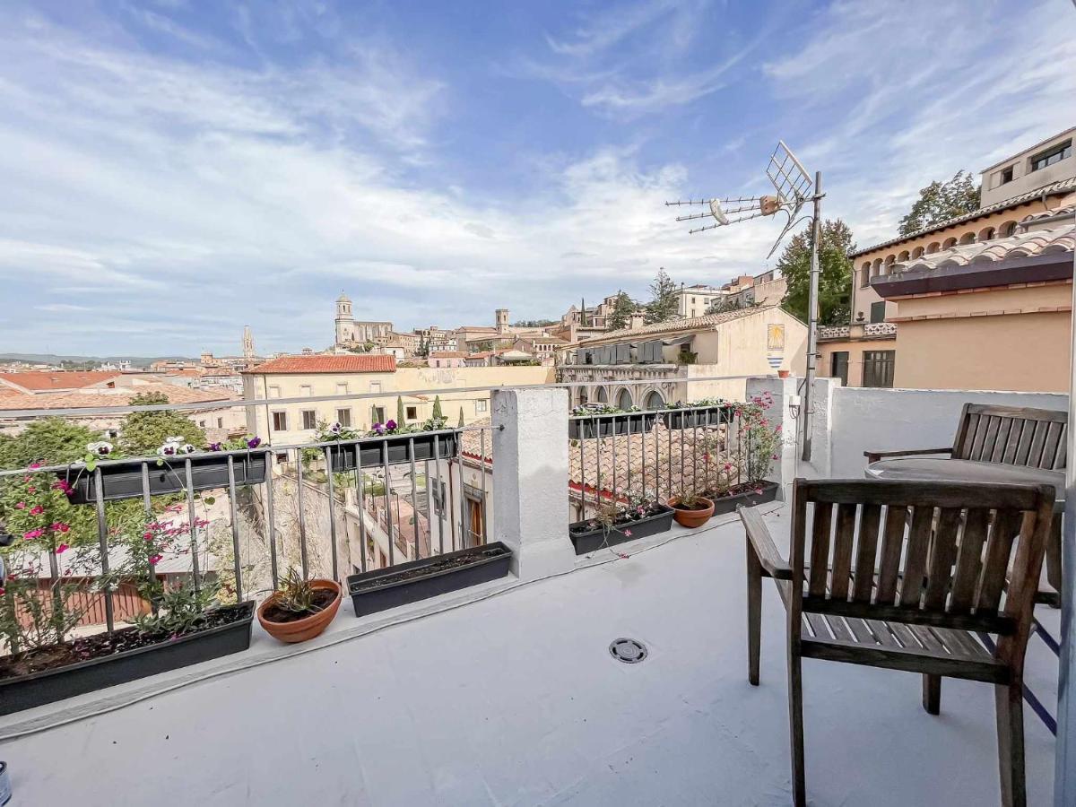 Romantic Duplex With Terrace And Great Views Gerona Buitenkant foto